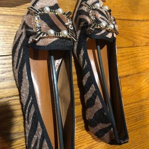 Black and blush flats with buckle